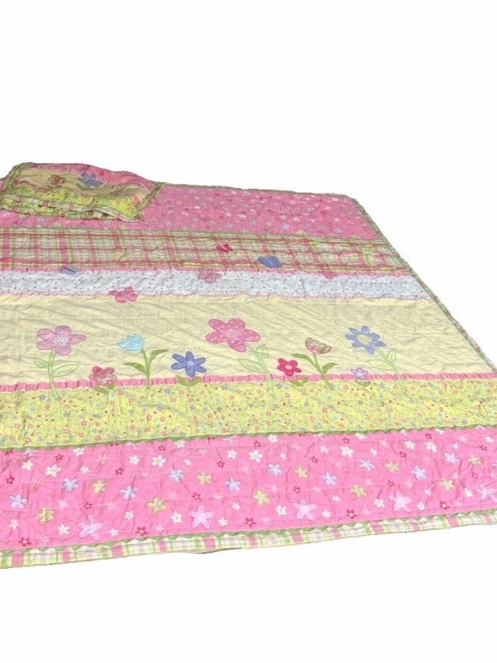 Circo Pink and Cream Floral Stripe Quilt